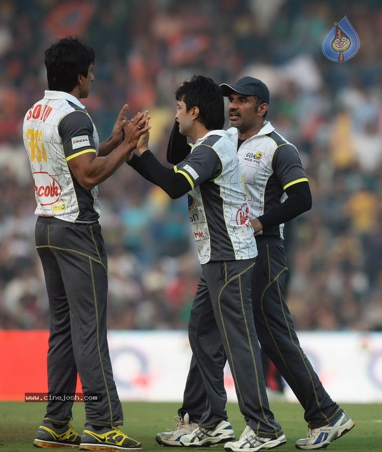 CCL 4 Mumbai Heroes Vs Chennai Rhinos Match - 47 / 97 photos