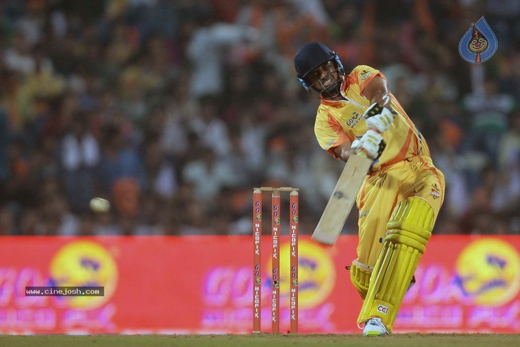 CCL 4 Mumbai Heroes Vs Chennai Rhinos Match - 58 / 97 photos