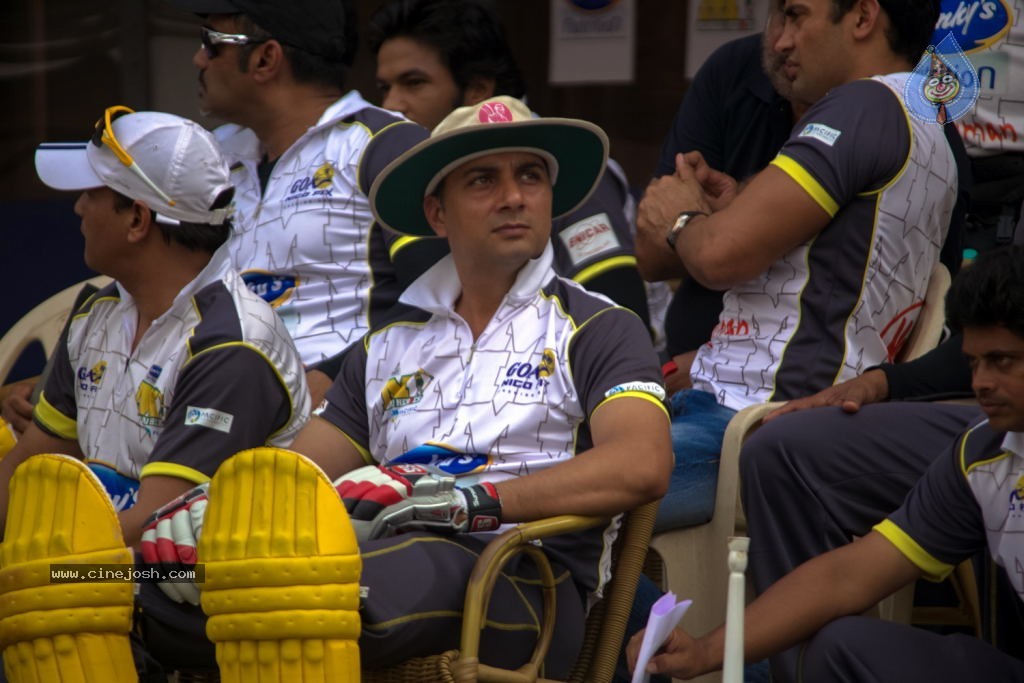 CCL 4 Mumbai Heroes Vs Chennai Rhinos Match - 82 / 97 photos