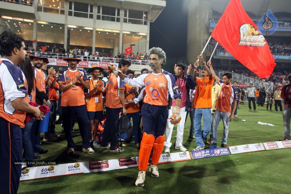 CCL 4 Veer Marathi Vs Bhojpuri Dabanggs Match - 51 / 111 photos