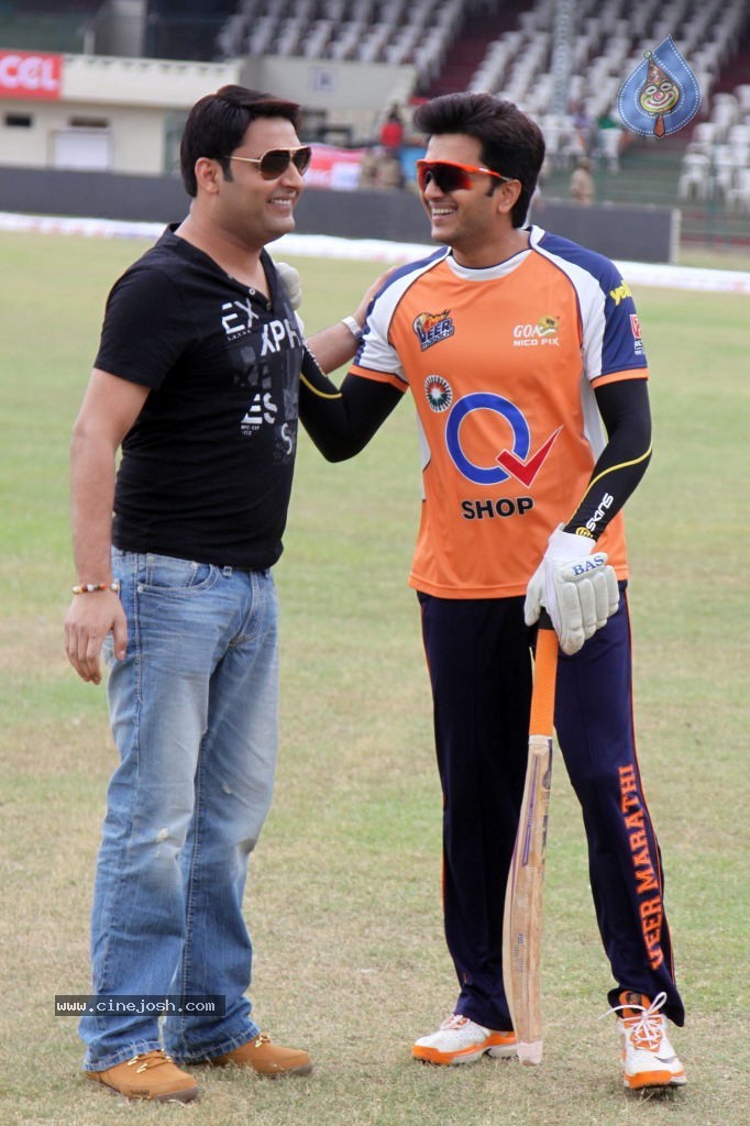 CCL 4 Veer Marathi Vs Mumbai Heroes Match - 43 / 190 photos