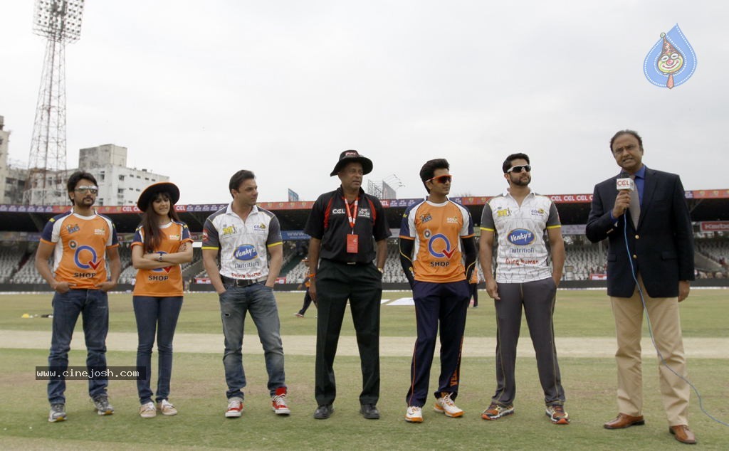 CCL 4 Veer Marathi Vs Mumbai Heroes Match - 61 / 190 photos