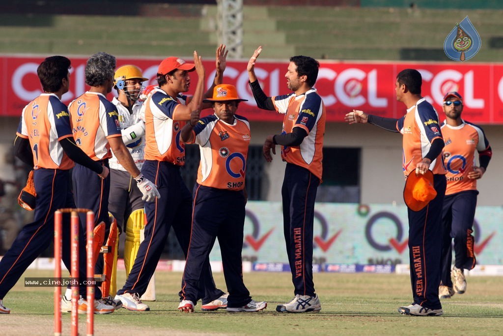 CCL 4 Veer Marathi Vs Mumbai Heroes Match - 106 / 190 photos