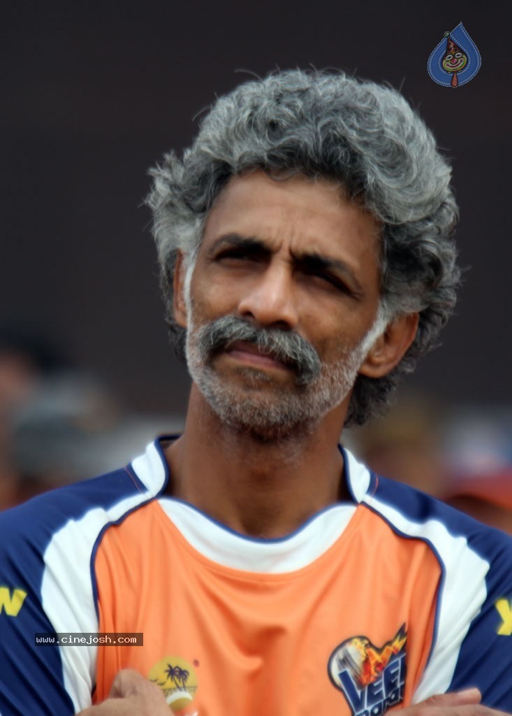 CCL 4 Veer Marathi Vs Mumbai Heroes Match - 130 / 190 photos