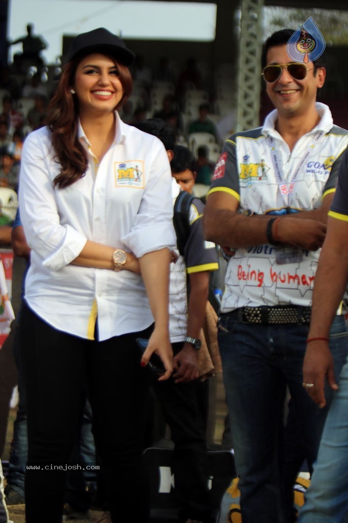 CCL 4 Veer Marathi Vs Mumbai Heroes Match - 178 / 190 photos