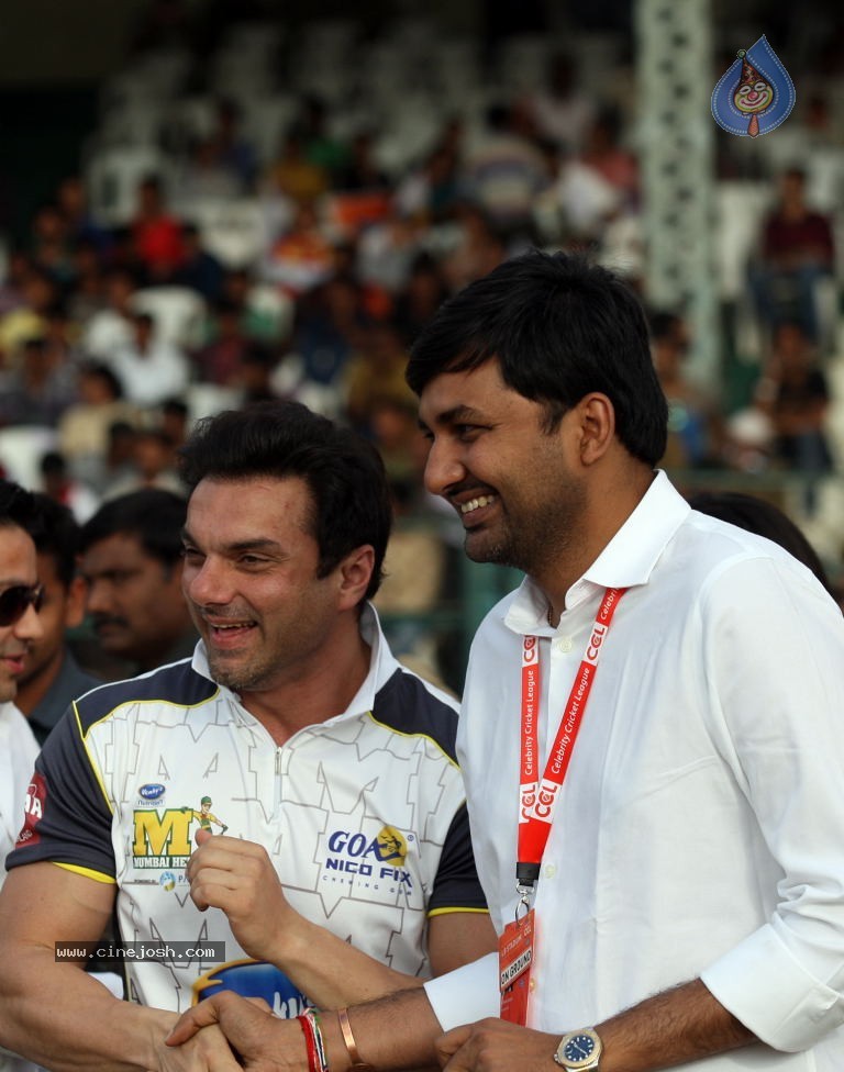 CCL 4 Veer Marathi Vs Mumbai Heroes Match - 185 / 190 photos