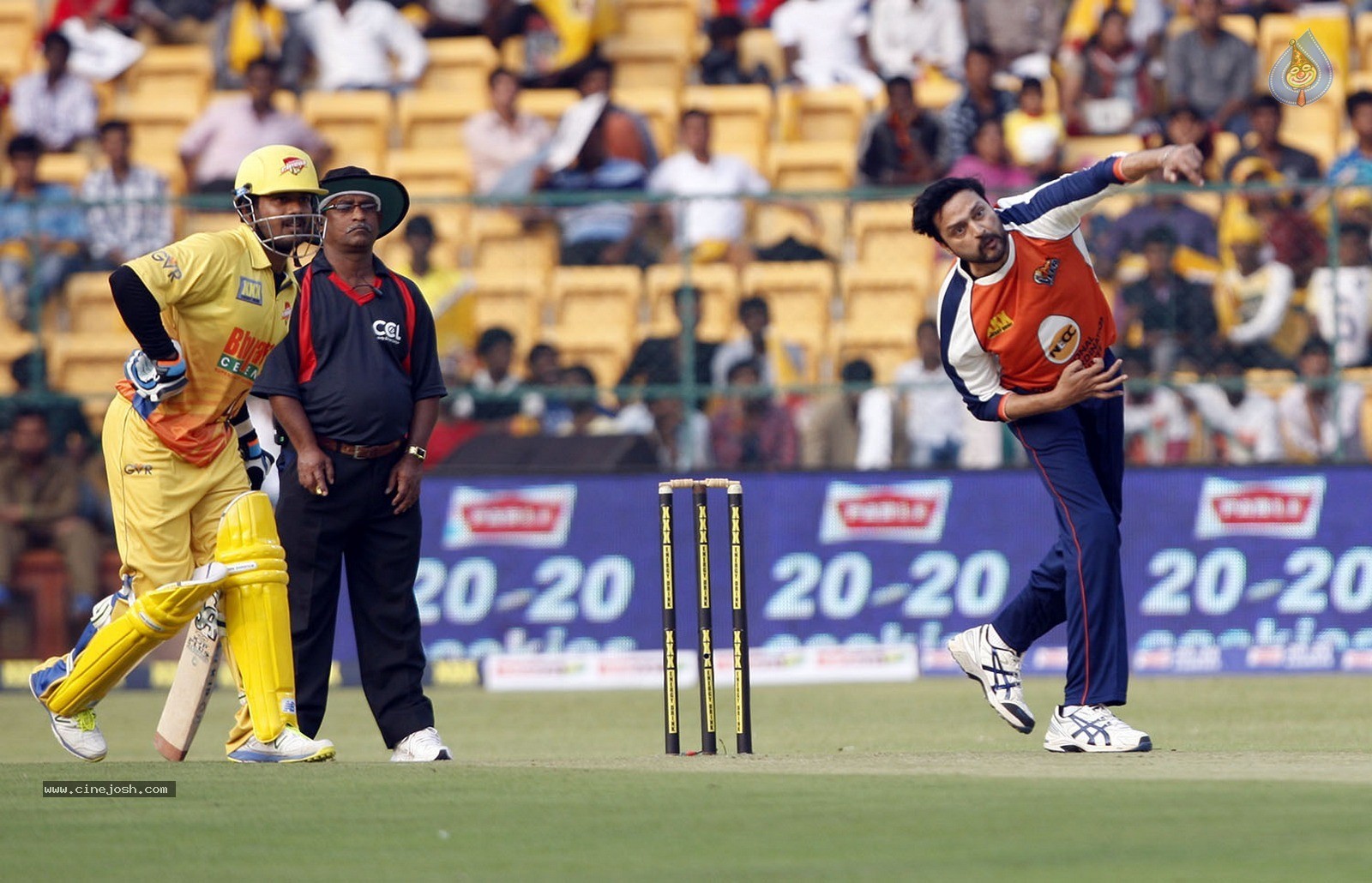 CCL 5 Chennai Rhinos Vs Veer Marathi Match Photos - 40 / 90 photos