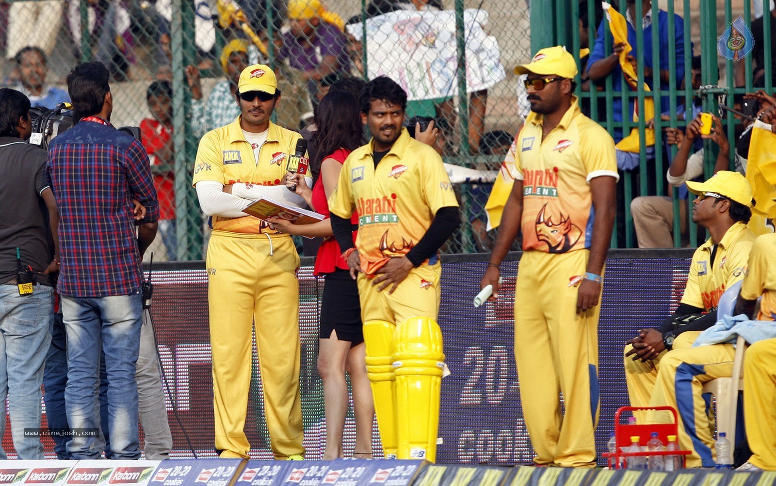 CCL 5 Chennai Rhinos Vs Veer Marathi Match Photos - 77 / 90 photos