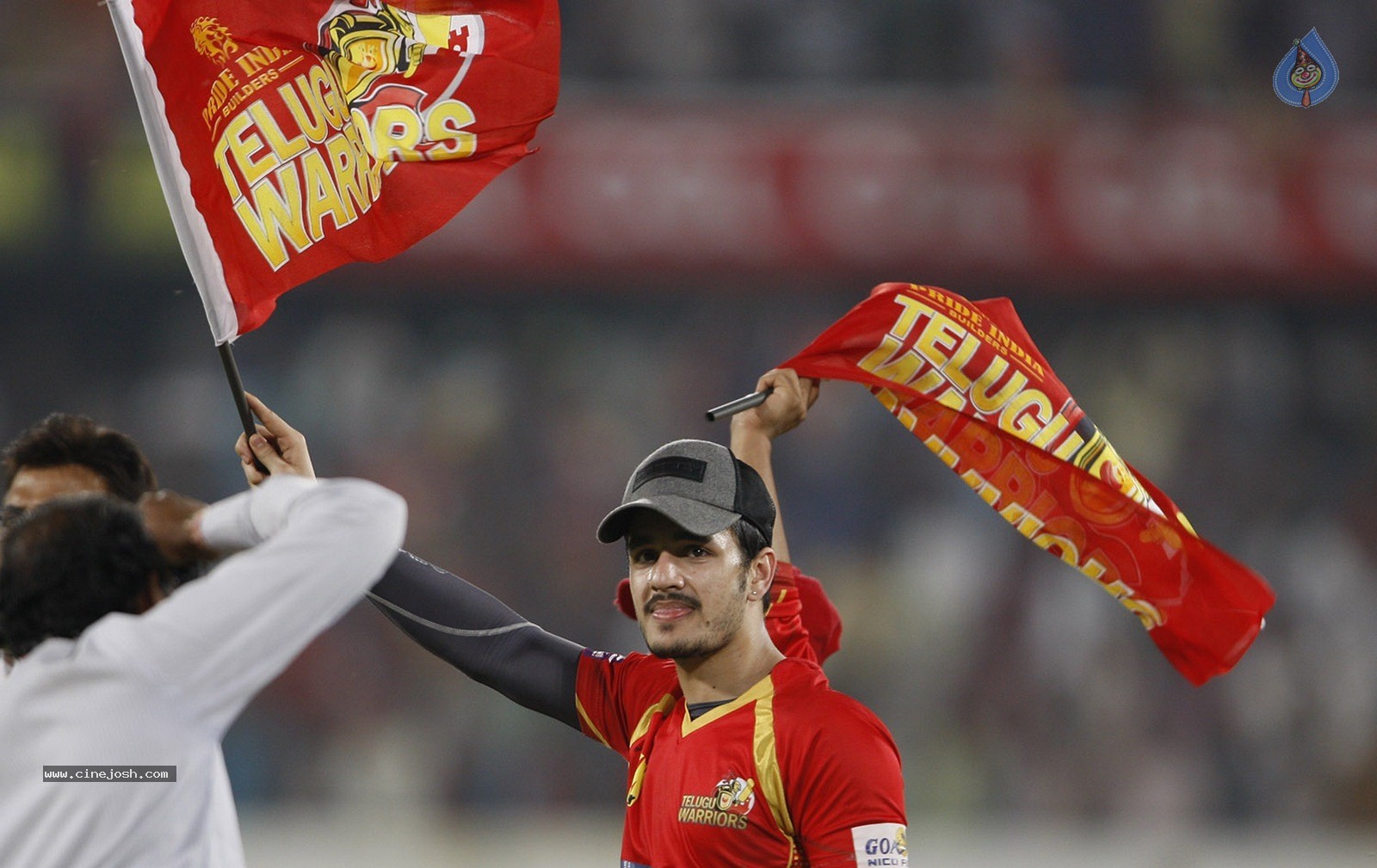 CCL 5 Final Telugu Warriors vs Chennai Rhinos Match Photos 02 - 30 / 195 photos