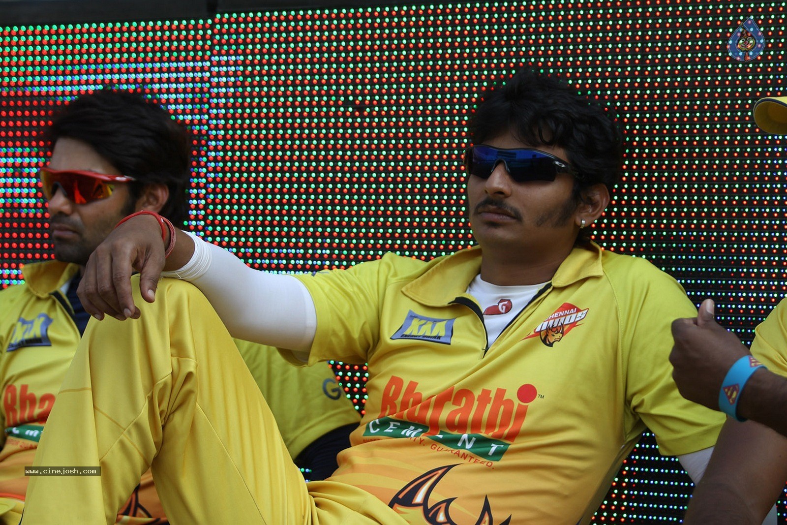 CCL 5 Final Telugu Warriors vs Chennai Rhinos Match Photos 02 - 34 / 195 photos
