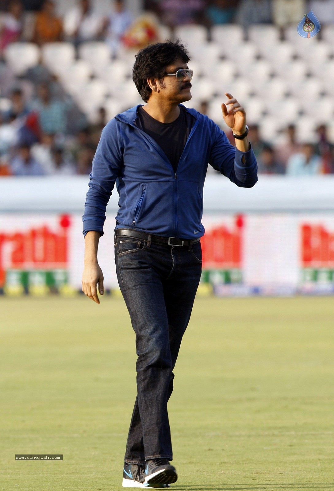 CCL 5 Final Telugu Warriors vs Chennai Rhinos Match Photos 02 - 75 / 195 photos