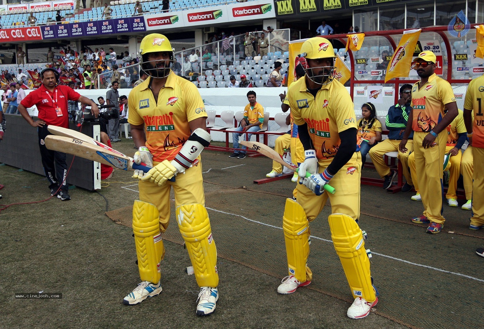 CCL 5 Final Telugu Warriors vs Chennai Rhinos Match Photos 02 - 99 / 195 photos