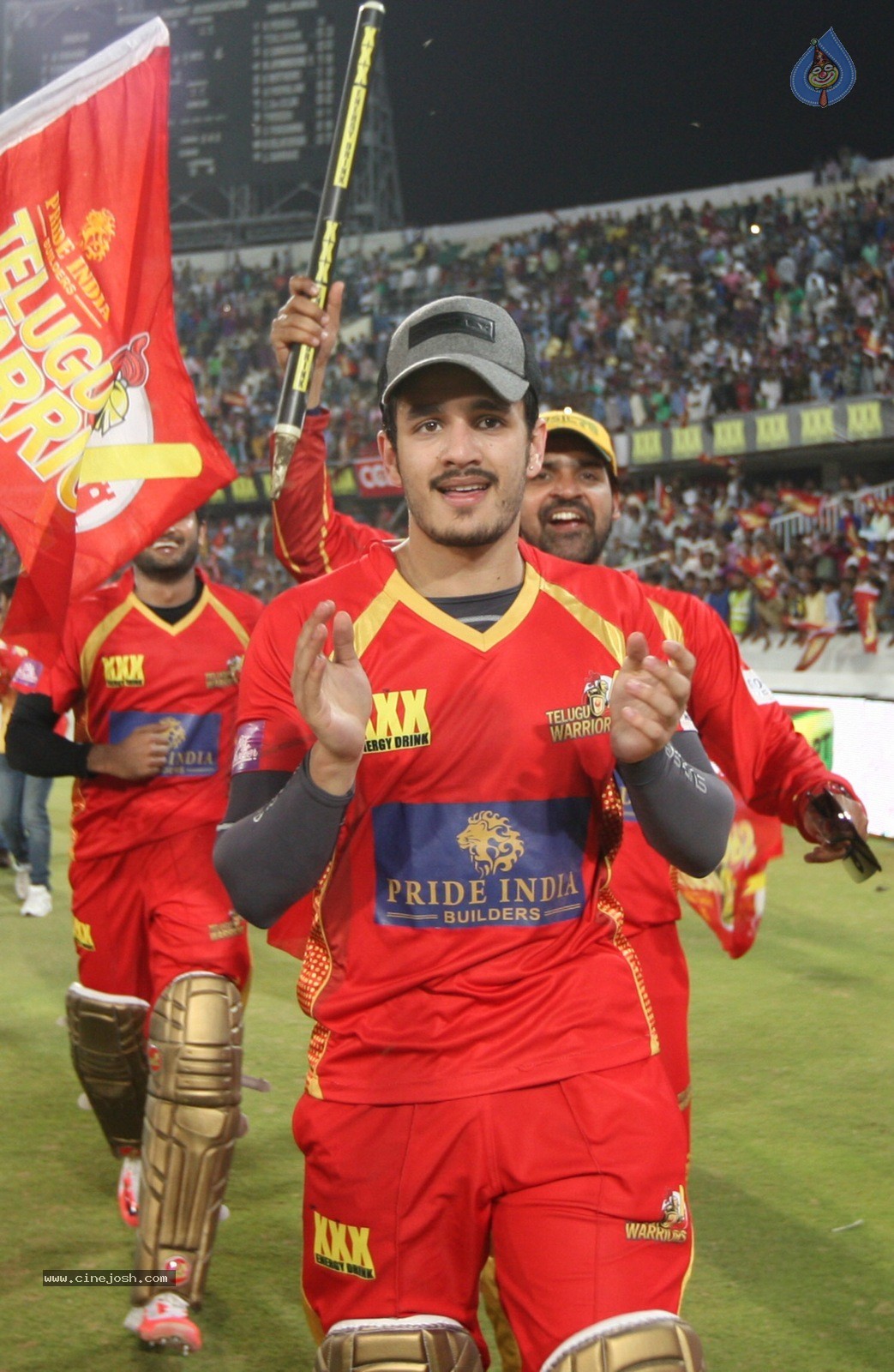 CCL 5 Final Telugu Warriors vs Chennai Rhinos Match Photos 02 - 123 / 195 photos