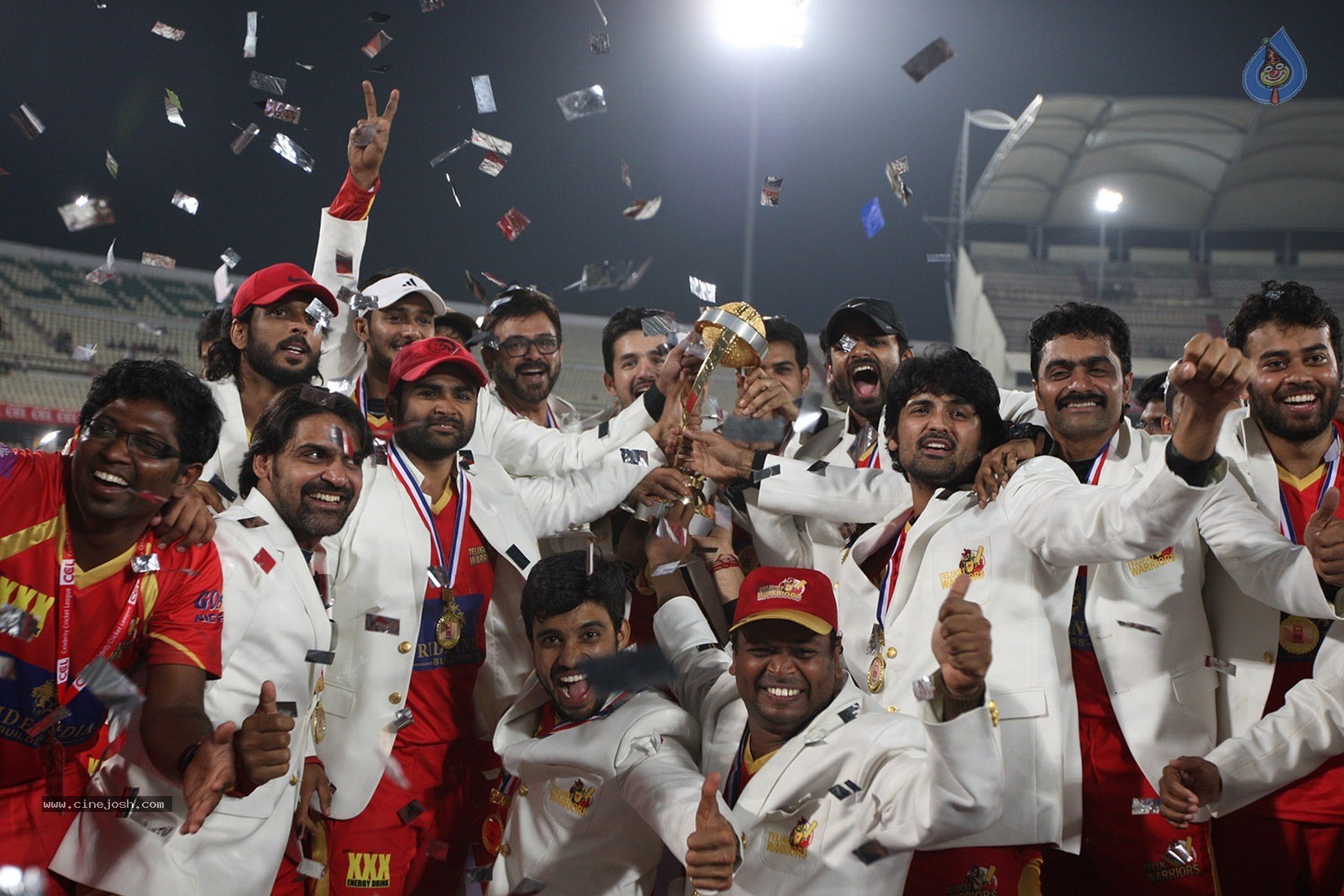 CCL 5 Final Telugu Warriors vs Chennai Rhinos Match Photos 02 - 127 / 195 photos