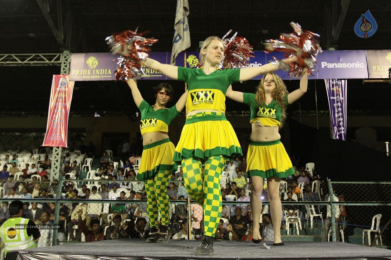 CCL 5 Kerala Strikers Vs Veer Marathi Match Photos - 35 / 80 photos