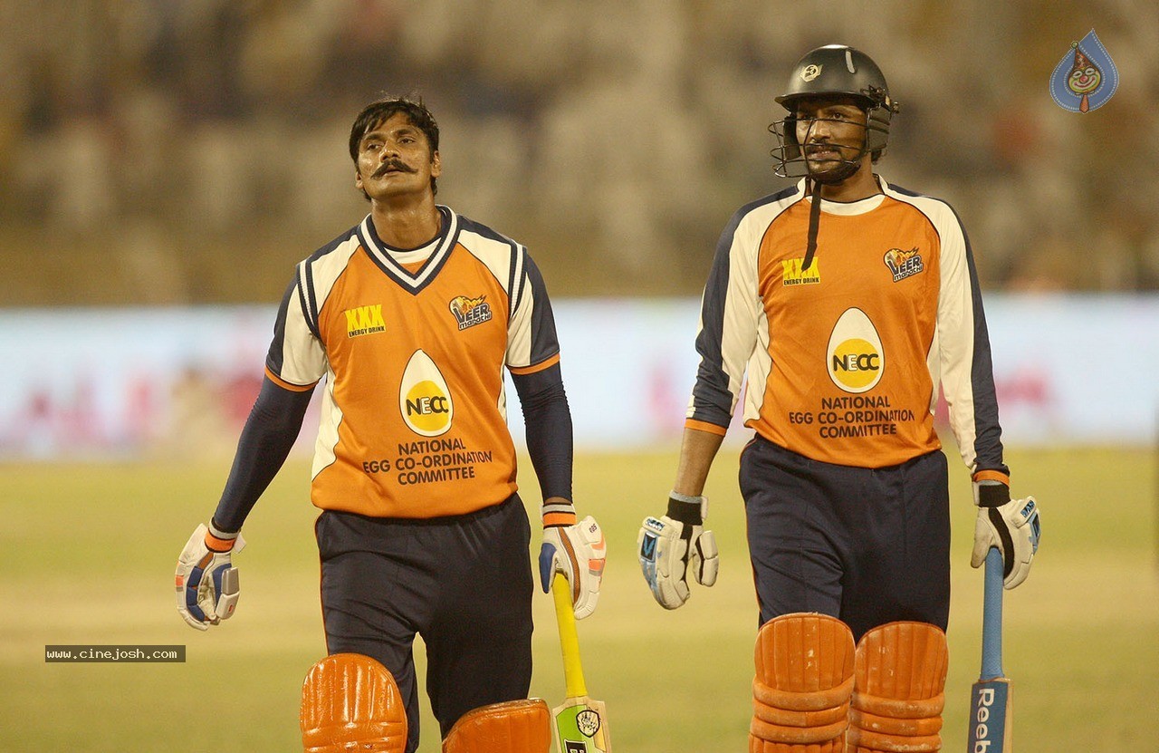 CCL 5 Kerala Strikers Vs Veer Marathi Match Photos - 57 / 80 photos