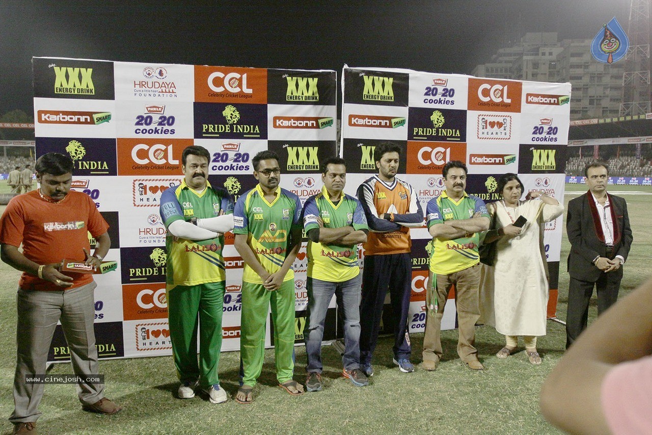 CCL 5 Kerala Strikers Vs Veer Marathi Match Photos - 75 / 80 photos
