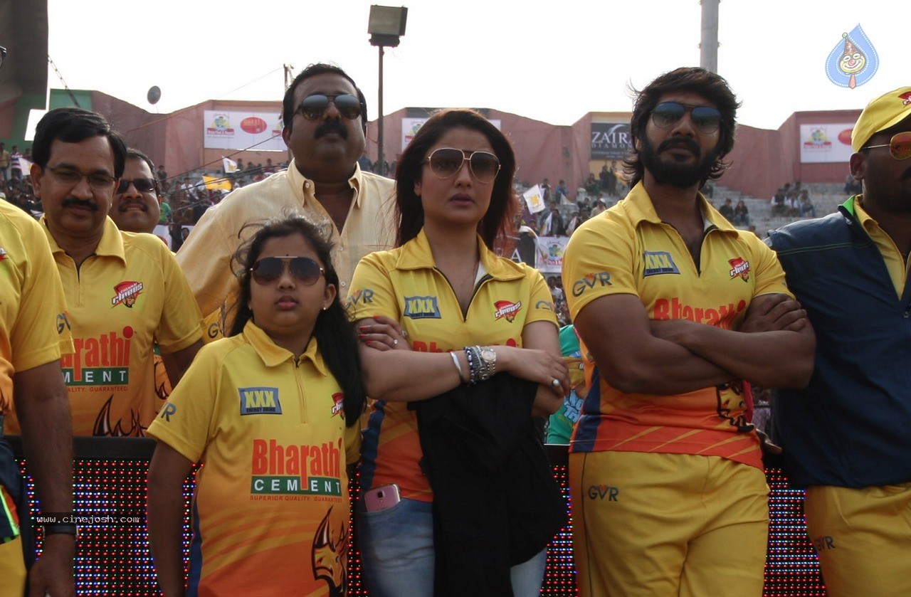 CCL 5 Mumbai Heroes Vs Chennai Rhinos Match Photos - 2 / 146 photos