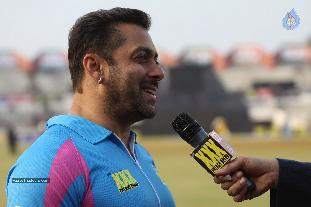 CCL 5 Mumbai Heroes Vs Chennai Rhinos Match Photos - 41 / 146 photos