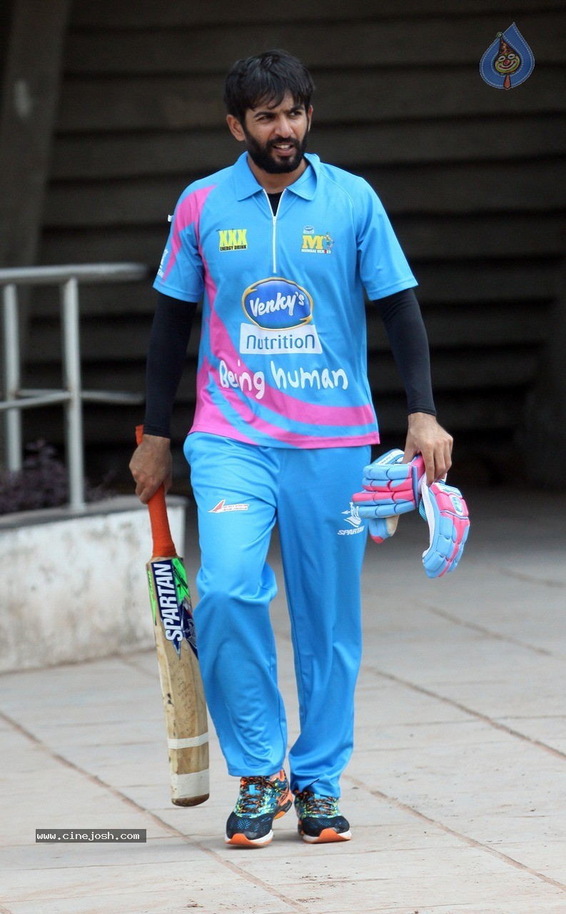 CCL 5 Mumbai Heroes Vs Chennai Rhinos Match Photos - 61 / 146 photos