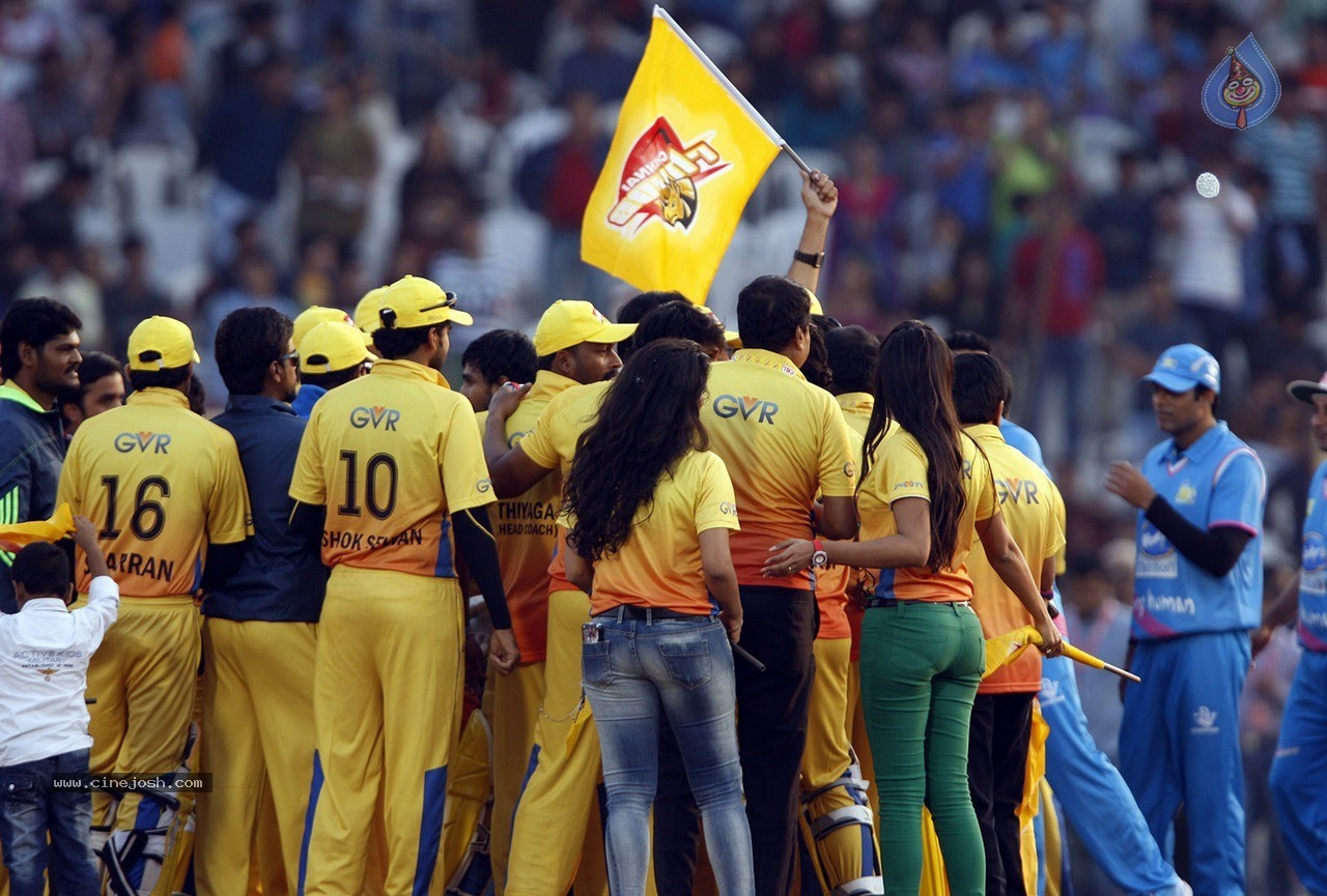 CCL 5 Mumbai Heroes Vs Chennai Rhinos Match Photos - 119 / 146 photos