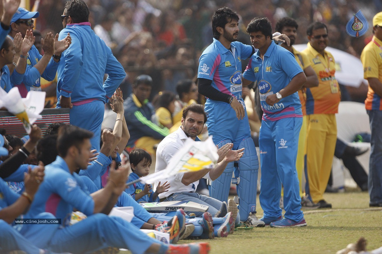 CCL 5 Mumbai Heroes Vs Chennai Rhinos Match Photos - 140 / 146 photos