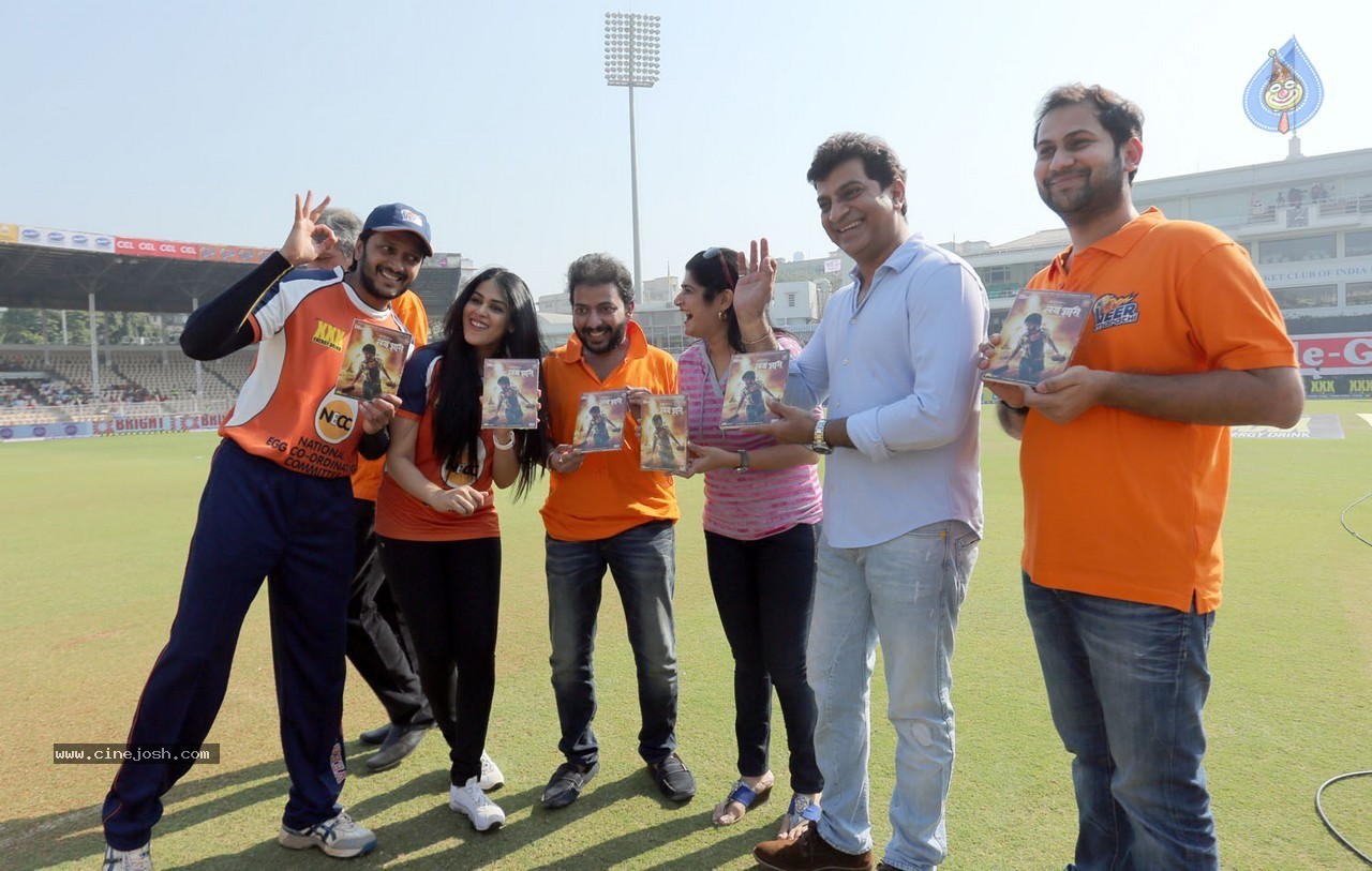 CCL 5 Mumbai Heroes Vs Veer Marathi Match - 61 / 83 photos
