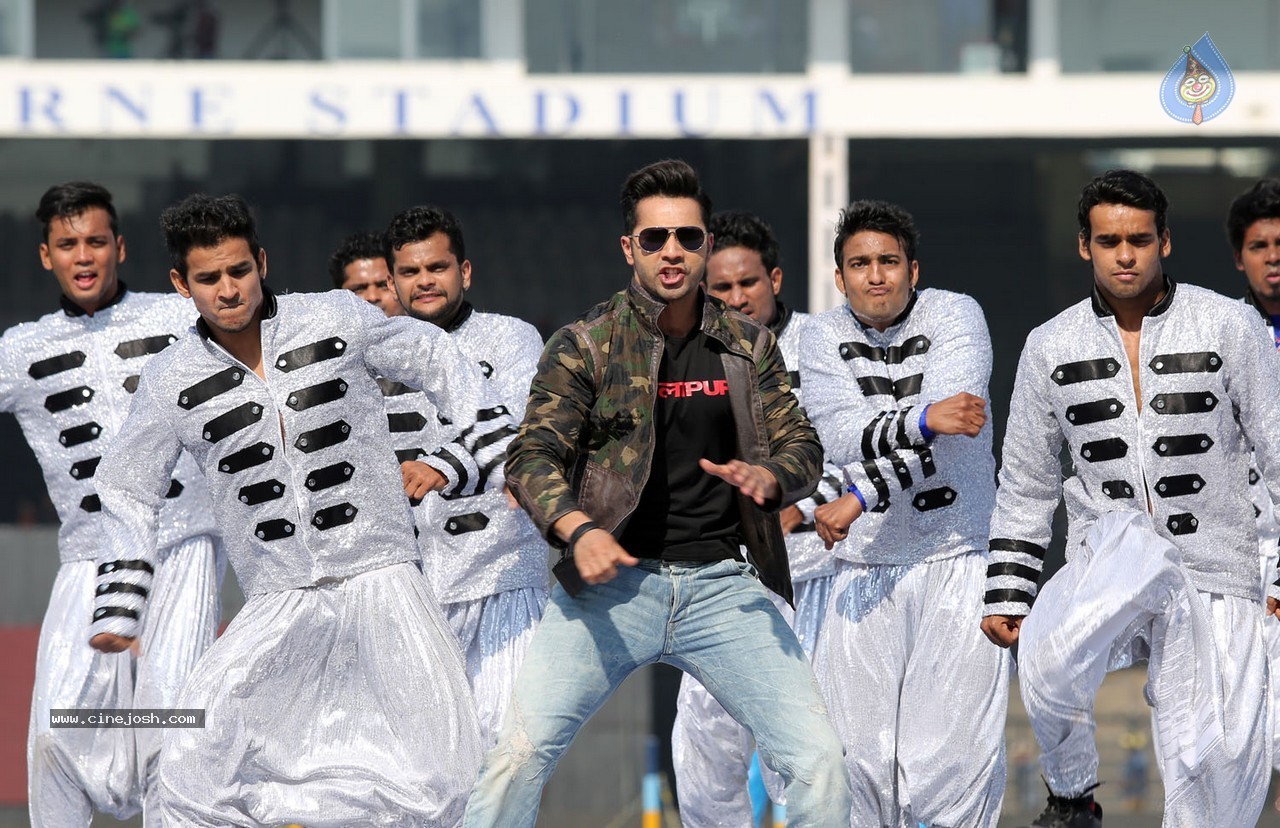 CCL 5 Mumbai Heroes Vs Veer Marathi Match - 75 / 83 photos