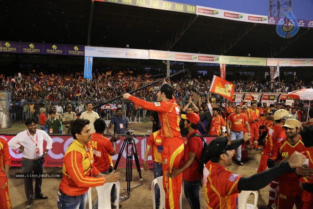CCL 5 Telugu Warriors vs Karnataka Bulldozers Match Photos - 50 / 178 photos
