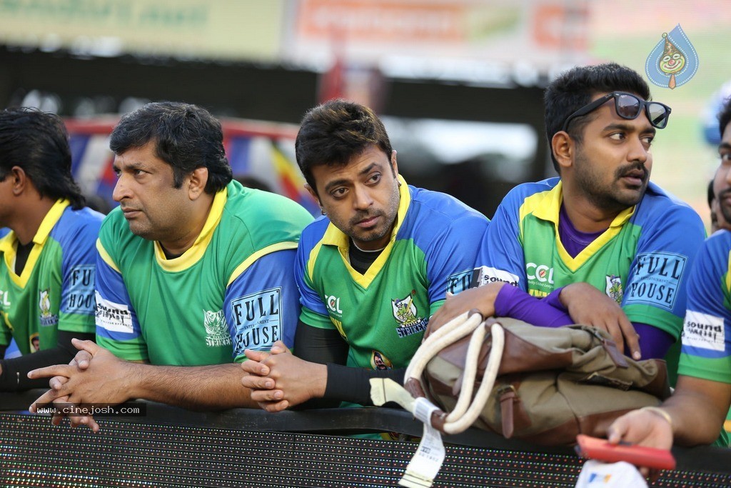 CCL 5 Telugu Warriors vs Karnataka Bulldozers Match Photos - 101 / 178 photos