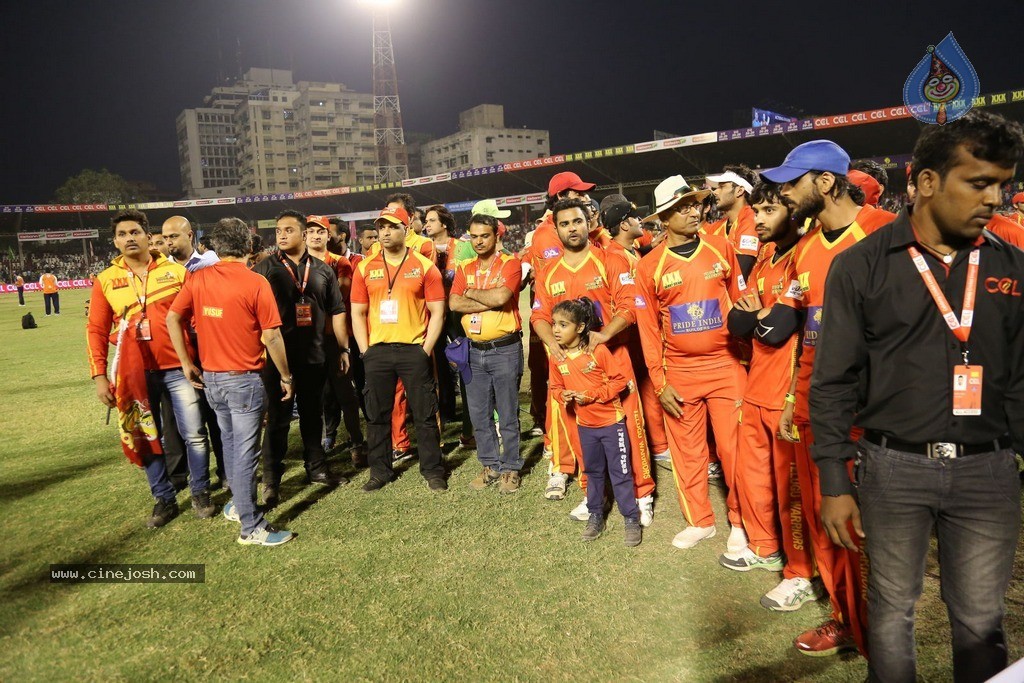 CCL 5 Telugu Warriors vs Karnataka Bulldozers Match Photos - 102 / 178 photos