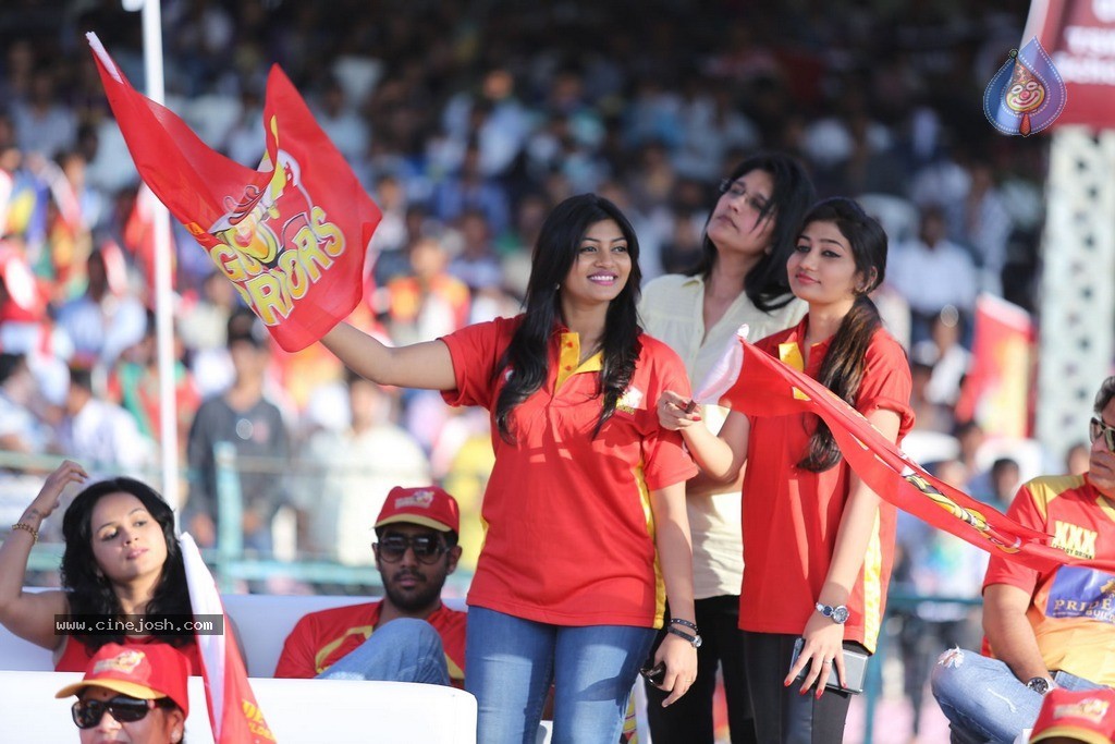 CCL 5 Telugu Warriors vs Karnataka Bulldozers Match Photos - 114 / 178 photos