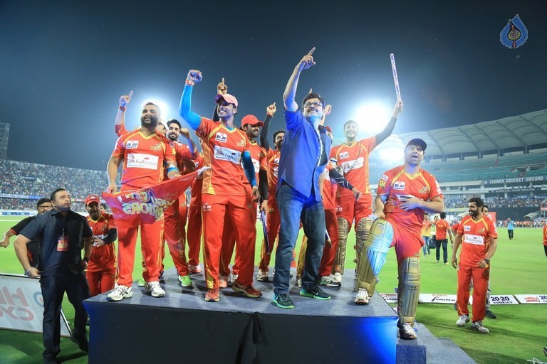 CCL 6 Karnataka Bulldozers Vs Telugu Warriors Final Match Photos - 2 / 122 photos