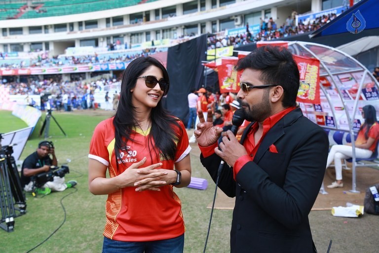 CCL 6 Karnataka Bulldozers Vs Telugu Warriors Final Match Photos - 13 / 122 photos