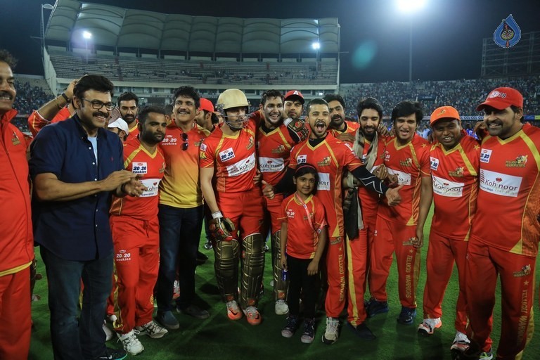 CCL 6 Karnataka Bulldozers Vs Telugu Warriors Final Match Photos - 33 / 122 photos