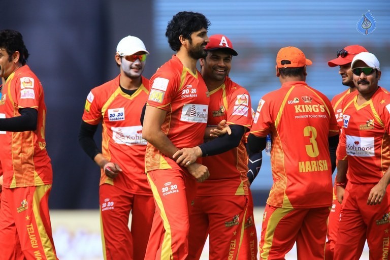 CCL 6 Karnataka Bulldozers Vs Telugu Warriors Final Match Photos - 34 / 122 photos