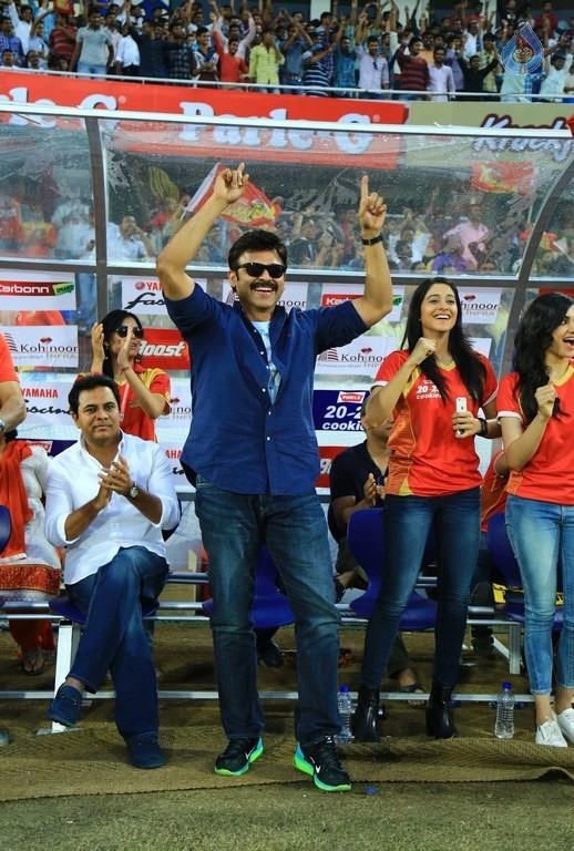CCL 6 Karnataka Bulldozers Vs Telugu Warriors Final Match Photos - 37 / 122 photos