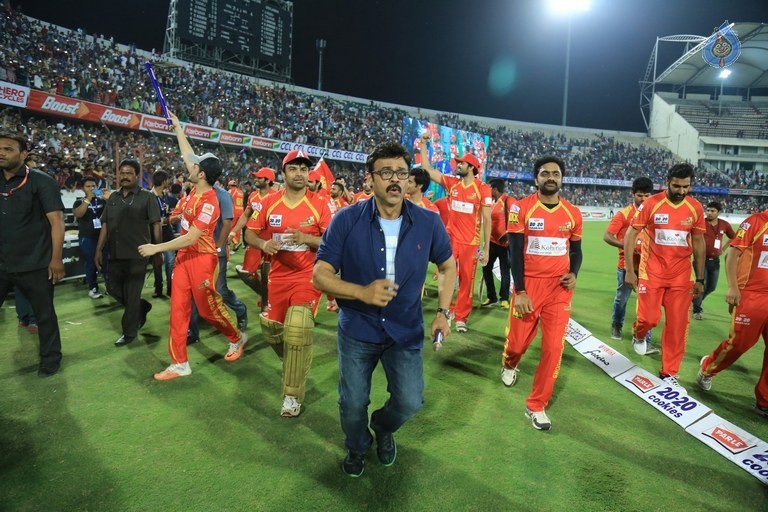 CCL 6 Karnataka Bulldozers Vs Telugu Warriors Final Match Photos - 93 / 122 photos