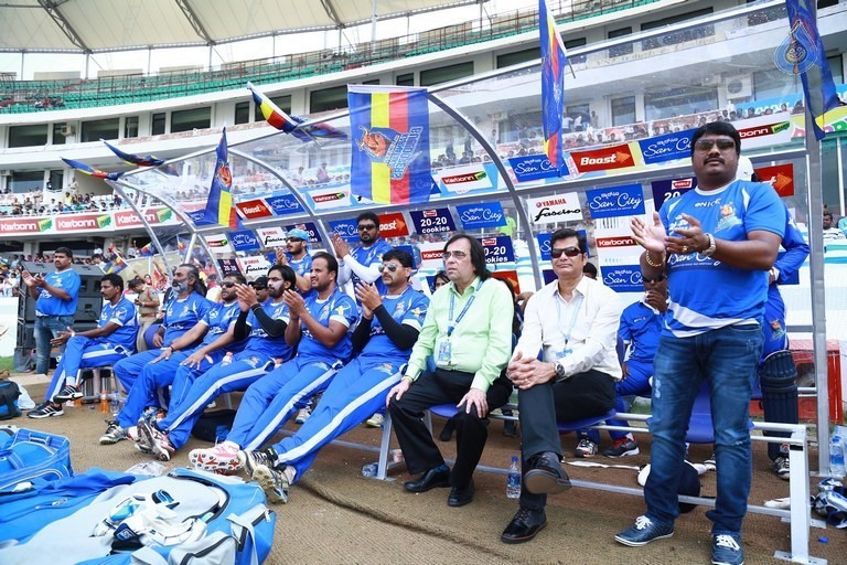 CCL 6 Karnataka Bulldozers Vs Telugu Warriors Final Match Photos - 96 / 122 photos