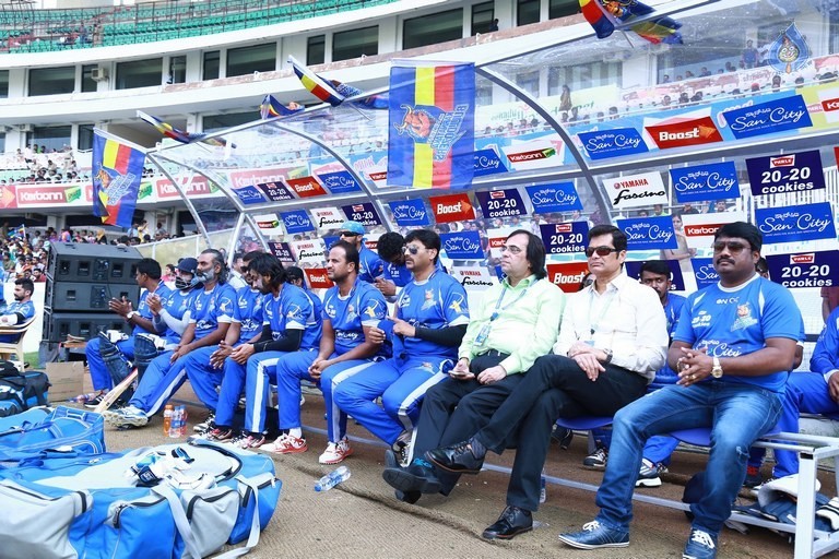 CCL 6 Karnataka Bulldozers Vs Telugu Warriors Final Match Photos - 104 / 122 photos