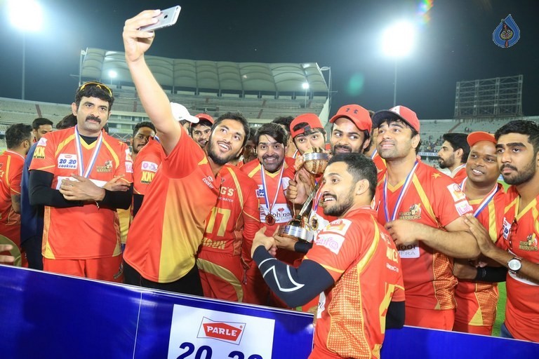 CCL 6 Karnataka Bulldozers Vs Telugu Warriors Final Match Photos - 110 / 122 photos