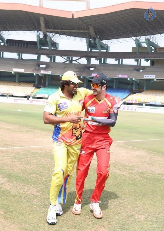 CCL 6 Telugu Warriors Vs Chennai Rhinos Match Photos - 100 / 126 photos