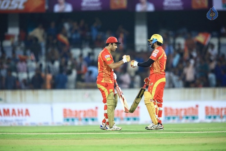 CCL 6 Telugu Warriors Vs Karnataka Bulldozers Match Photos - 40 / 63 photos