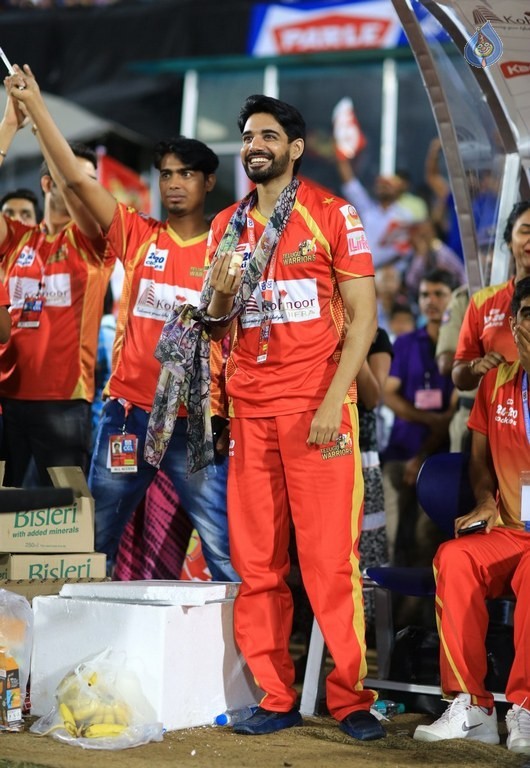 CCL 6 Telugu Warriors Vs Karnataka Bulldozers Match Photos - 46 / 63 photos