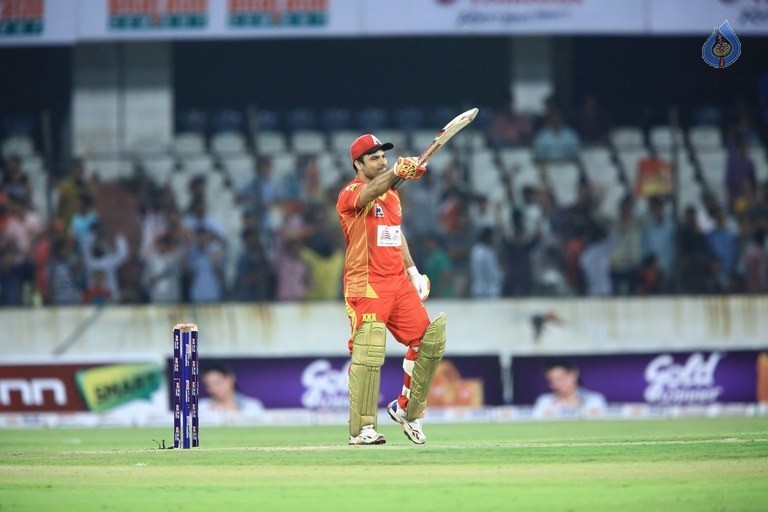CCL 6 Telugu Warriors Vs Karnataka Bulldozers Match Photos - 54 / 63 photos