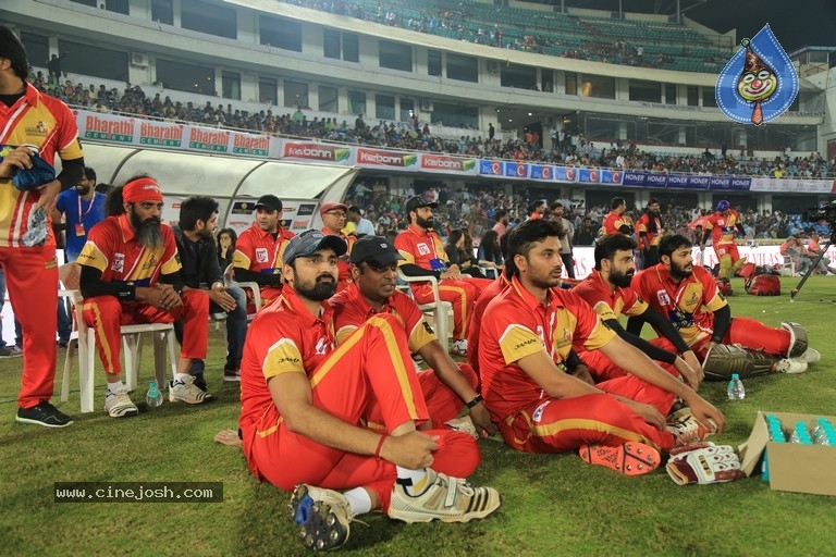 CCL T10 Blast - Telugu Warriors - 4 / 9 photos