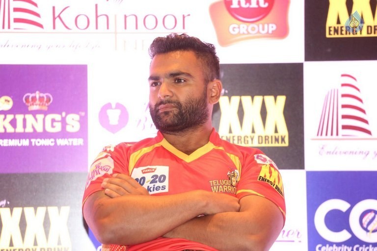 CCL Telugu Warriors Team Press Meet - 34 / 42 photos