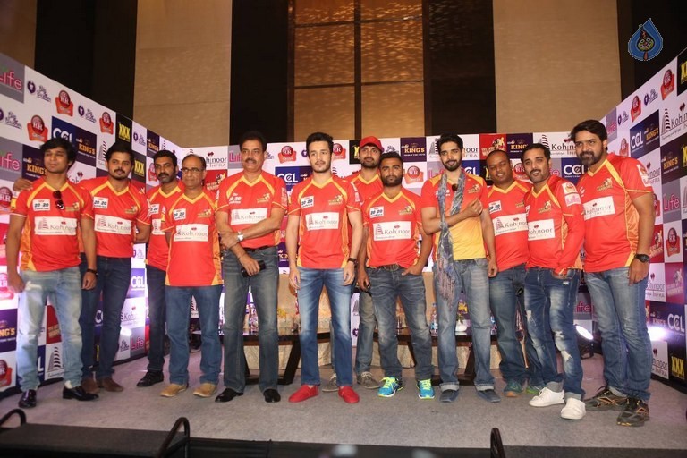 CCL Telugu Warriors Team Press Meet - 39 / 42 photos