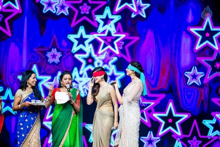 Celebrities at 20th TANA Mahasabhalu - 55 / 126 photos