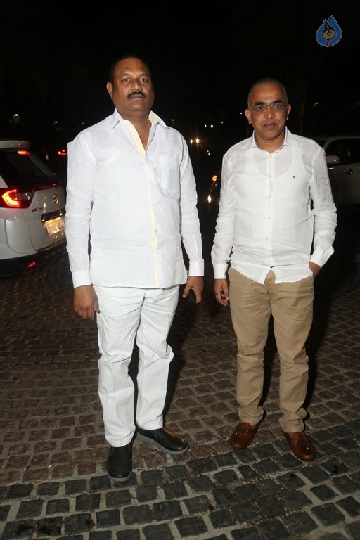 Celebrities at 64th Jio Filmfare Awards 2017 South 1 - 30 / 60 photos